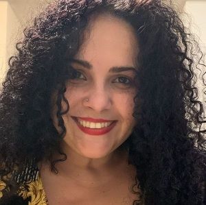 Meet your Posher, Claudilene